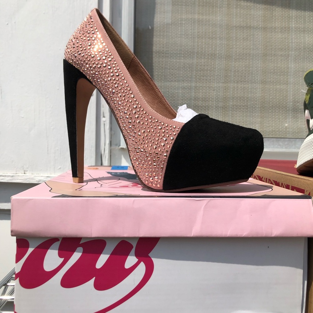 Reposh- Jeffrey Campbell Pink and Black Heels